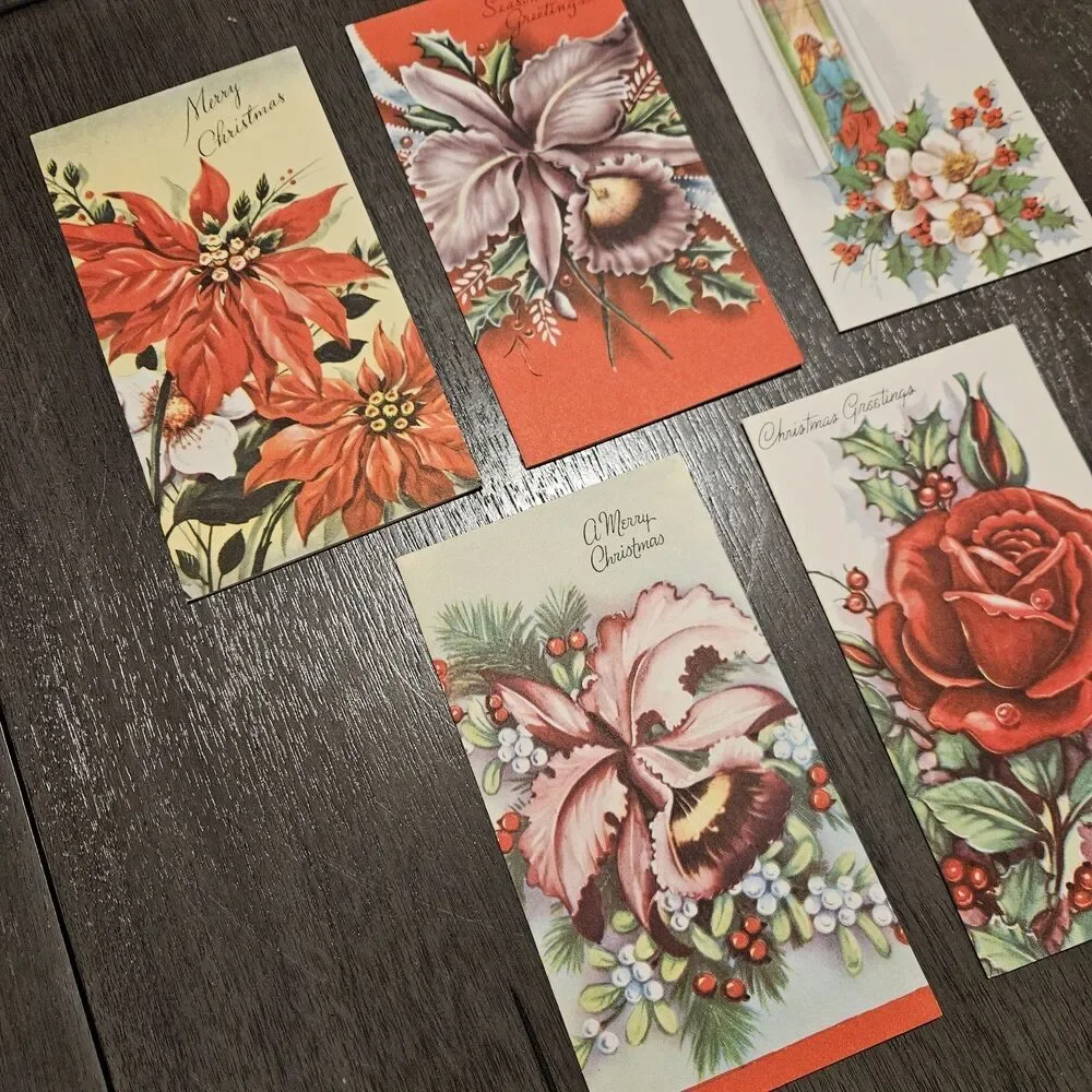 Lot of 5 Vintage CHRISTMAS Cards With Envelopes Diamond Line USA Florals